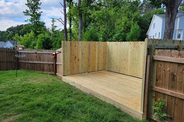 Custom Deck Building Services